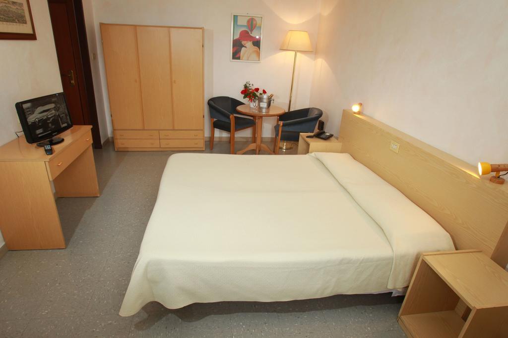 Medicina  Hotel San Vitale מראה חיצוני תמונה
